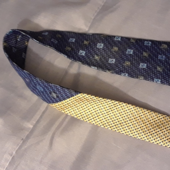 Tommy Hilfiger blue pattern silk tie - Picture 9 of 9